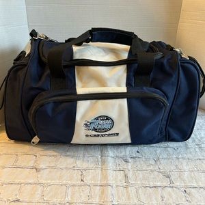 RUSSELL EXCLUSIVELY DISTRIBUTED BY PREMIUM BAGS,LLC LOGO NCCA FINAL FOUR DUFFEL